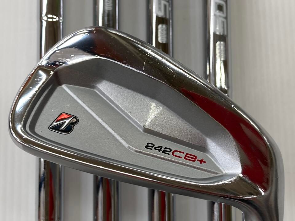 ブリヂストン　242CB+　ﾀﾞｲﾅﾐｯｸｺﾞｰﾙﾄﾞ105　S200フレックス　アイアンセット　中古【最短即日発送】