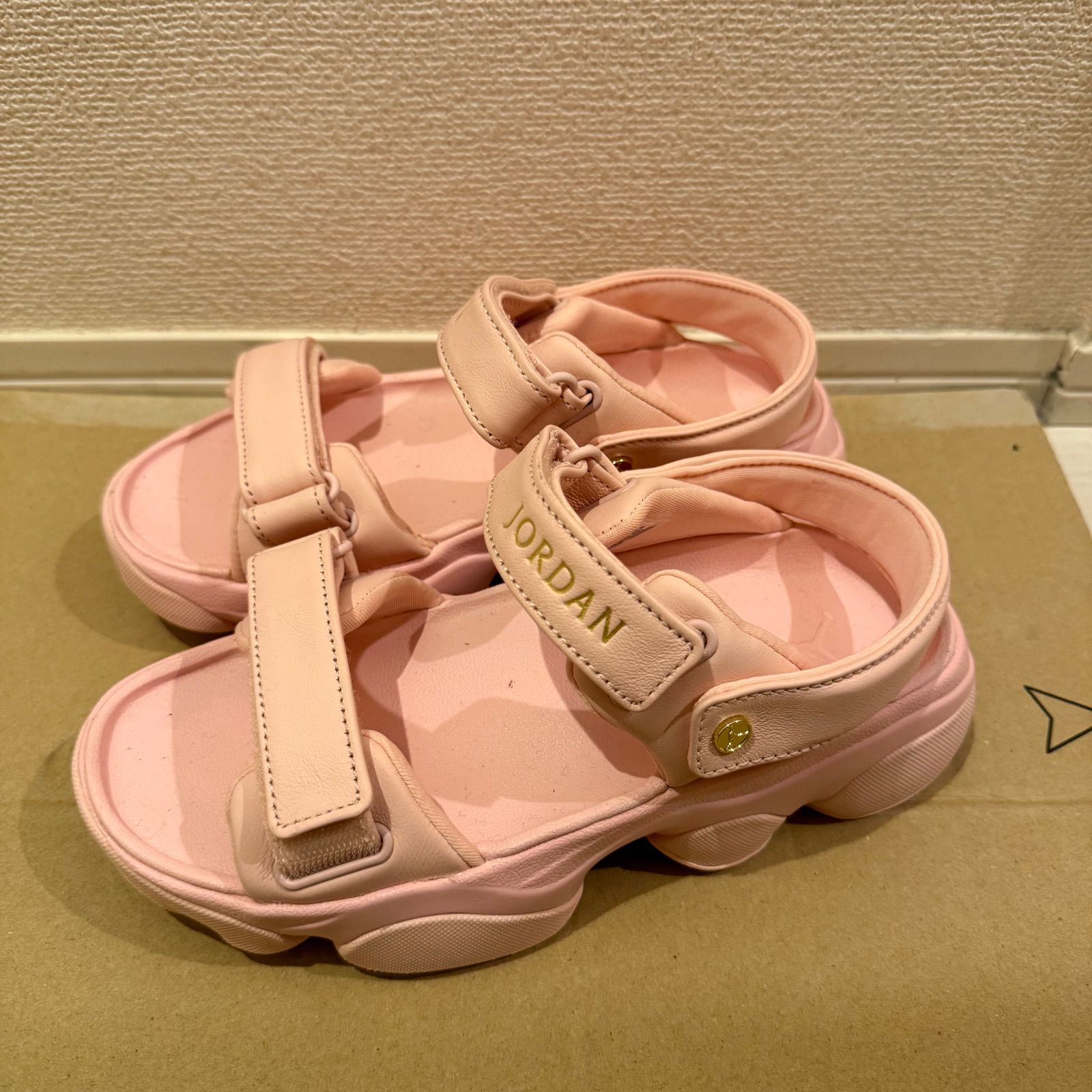 【値下げ可能！】Nike Women's Jordan Deja 