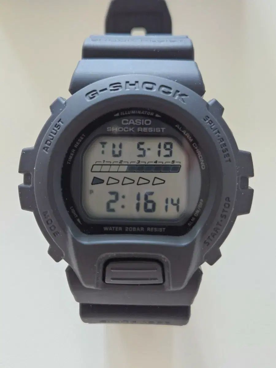 G-SHOCK DW-6640 40周年