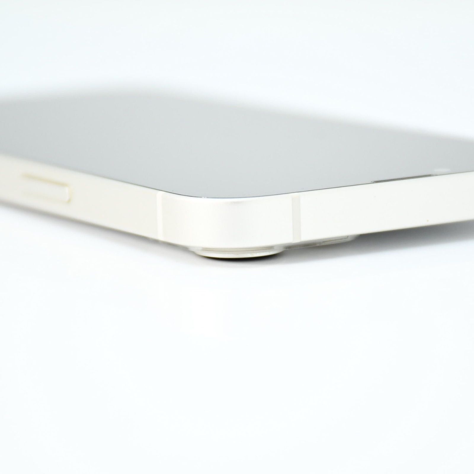 背面割れ】iPhone 13 256GB スターライト 純正バッテリー81% 背面割れ