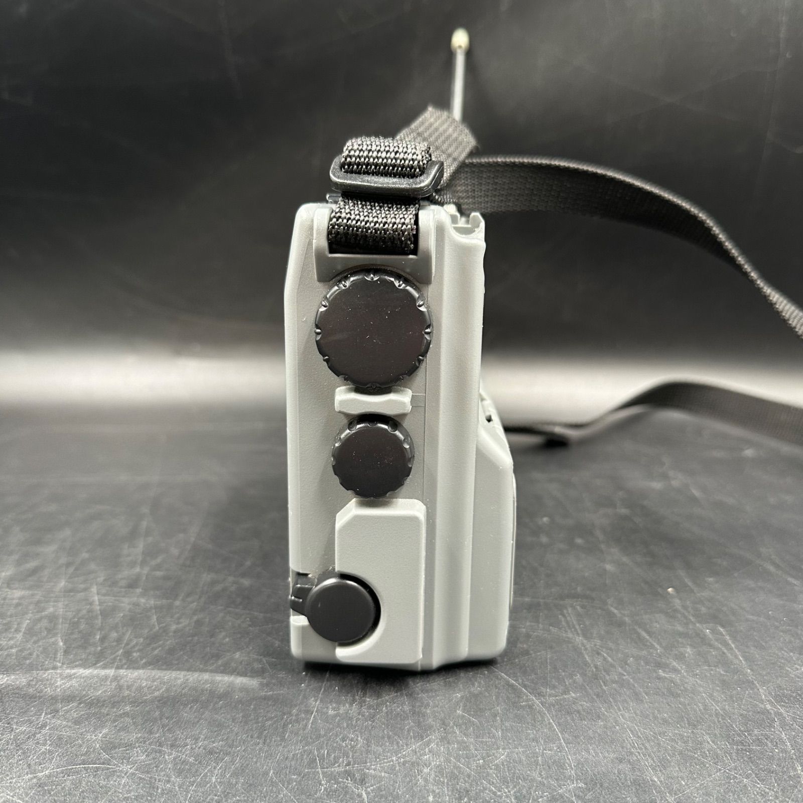動作品 SONY ICF-B100 防災ラジオ FM/AM 非常用 - メルカリ