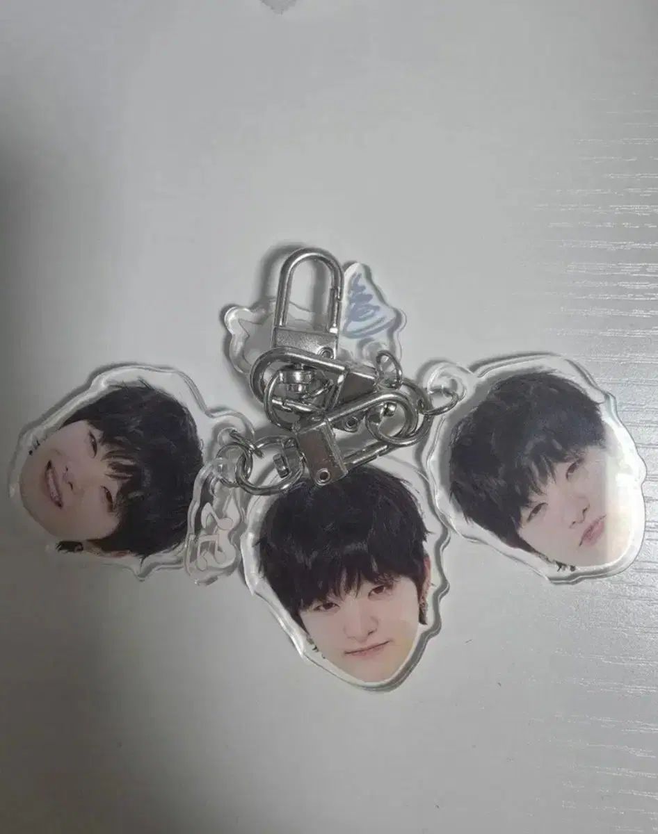 TREASURE ジフン(JIHOON) ヒノエラク キーホルダー 出品