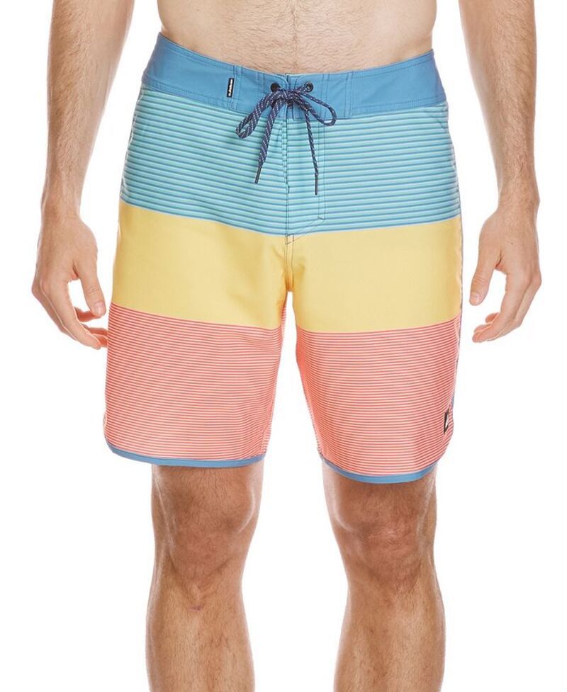 クイックシルバー メンズ 水着 ハーフパンツ・ショーツ ショートパンツ シルク Quiksilver Mens Surfsilk Tijuana 19 Boardshorts Island waters 13,831円