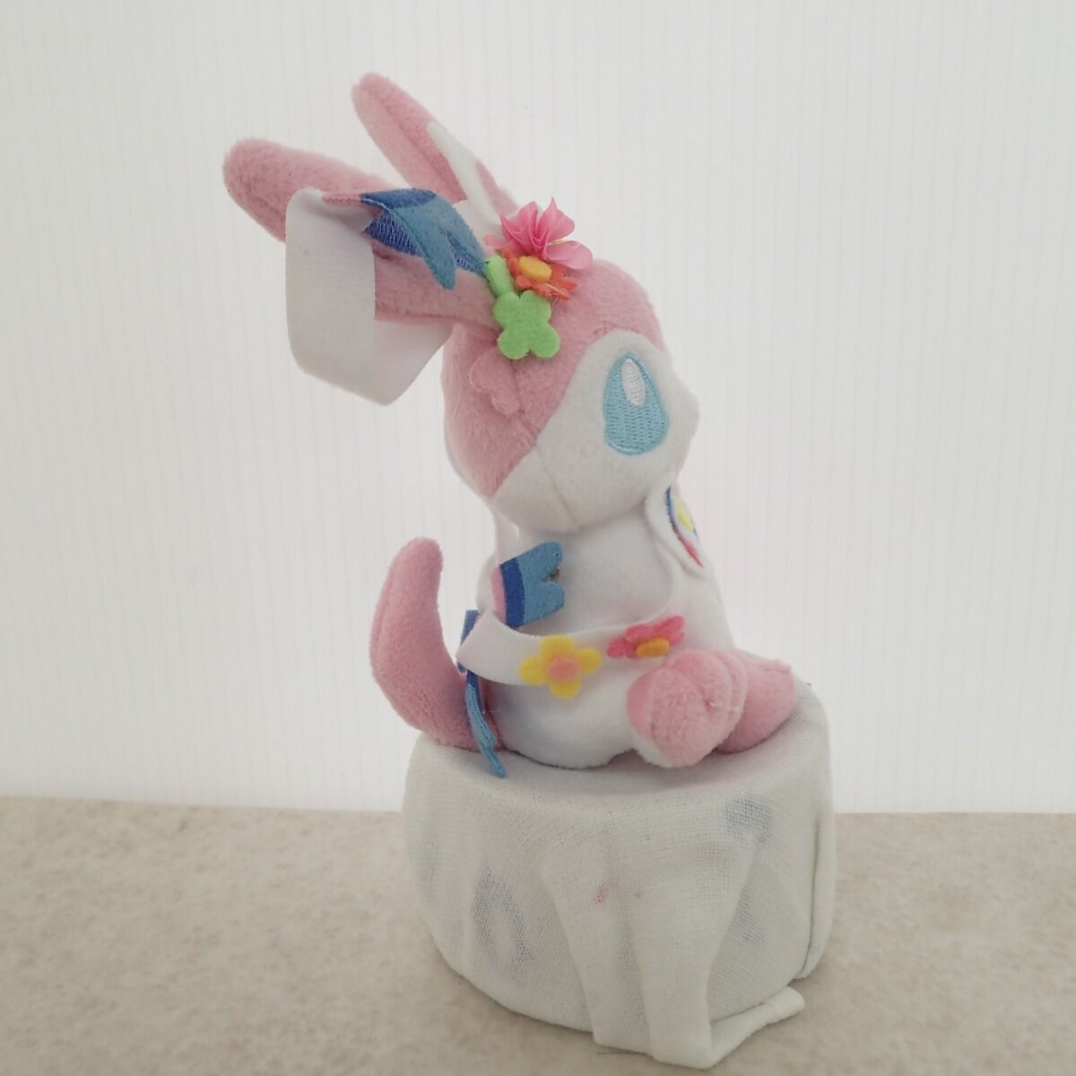 ポケモンセンター マスコット Pokemon Easter ニンフィア 紙タグ無