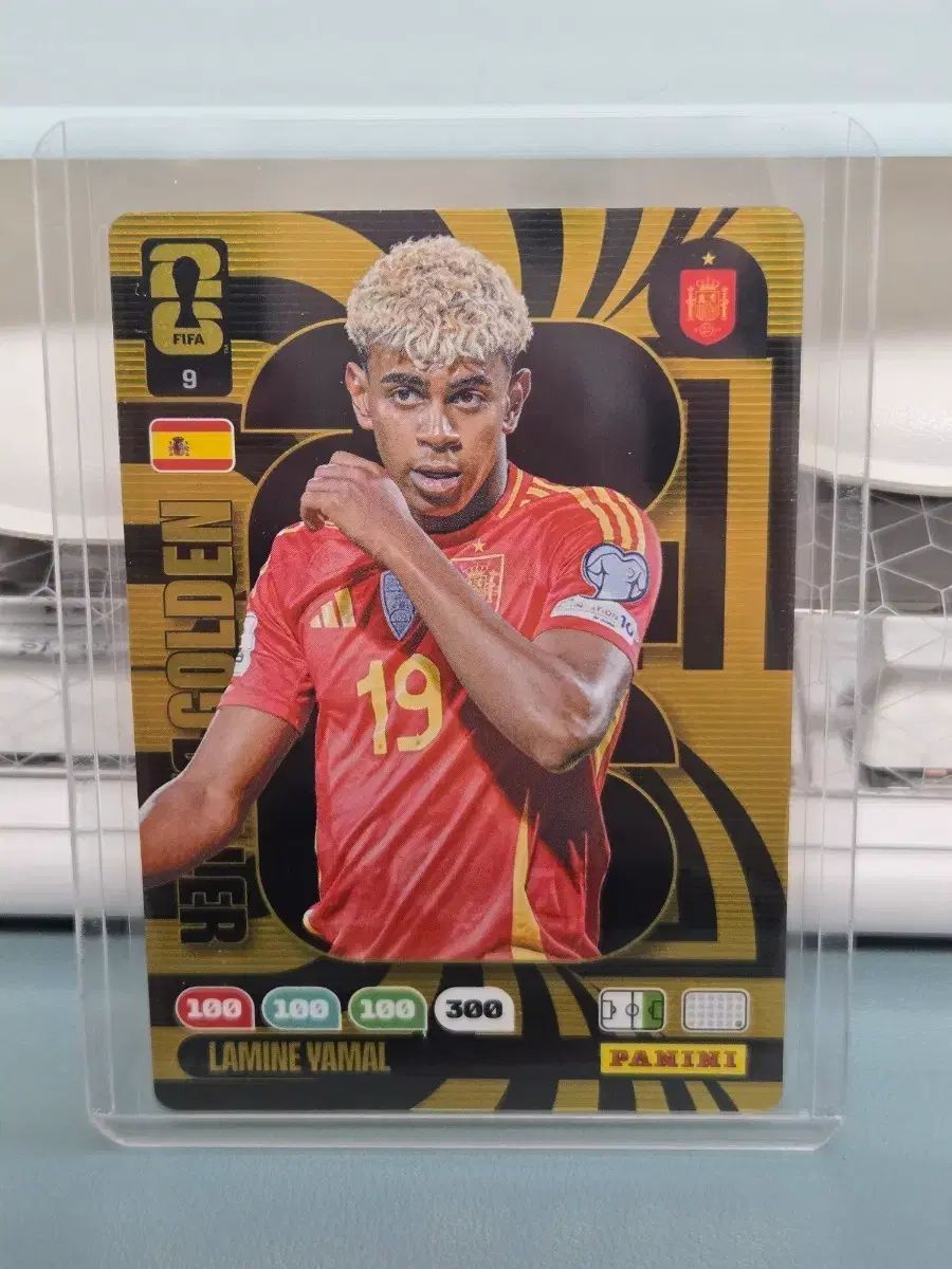 Panini ラミン ヤマル ゴールデン ボール カード 出品
