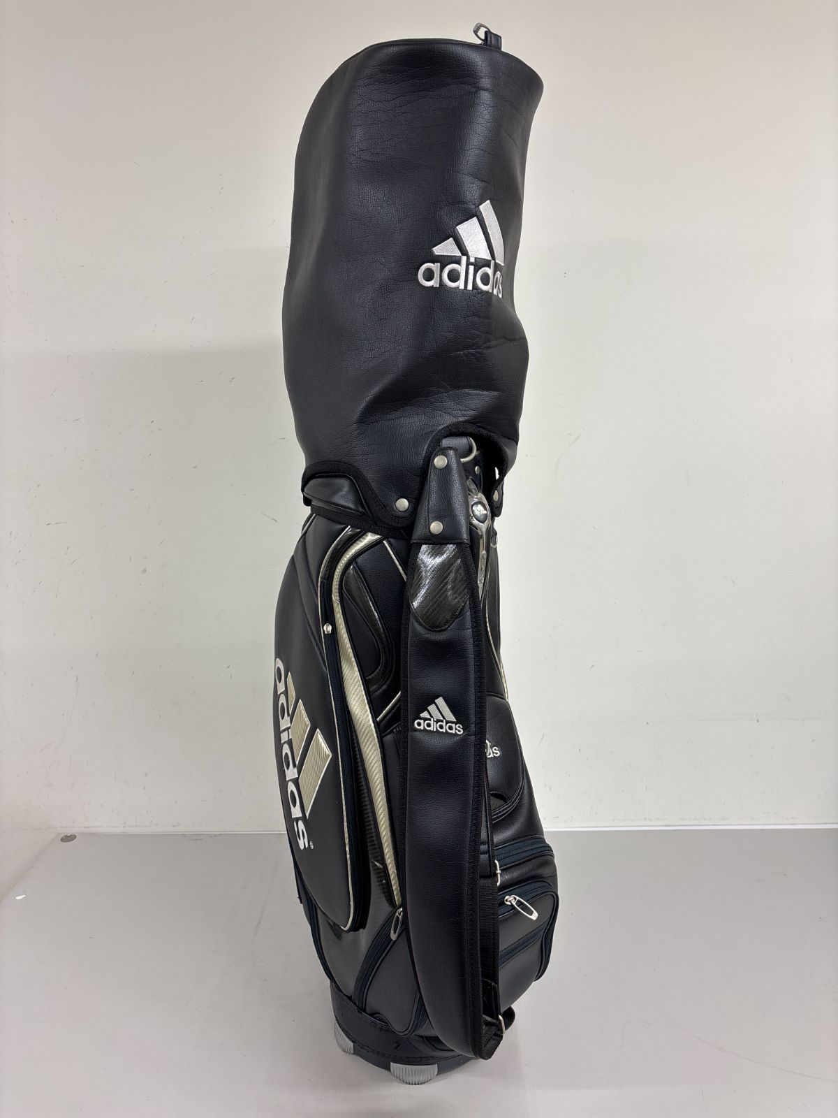 【送料込み】廃盤希少品　adidas アディダス　ゴルフ　キャディバック　美品 送料無料 adidas アディダス キャディバッグ ブラック ゴルフバッグ 4