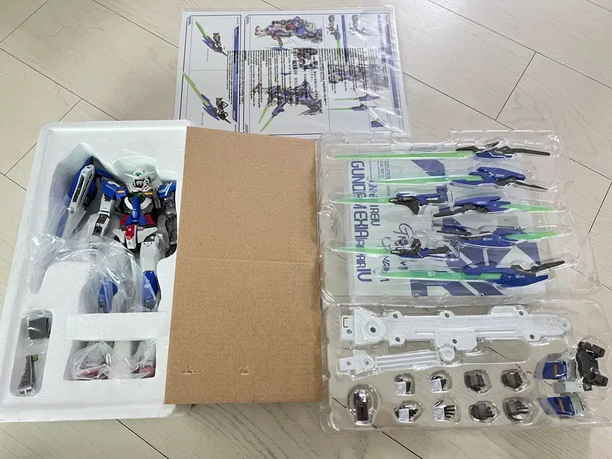 バンダイ METAL BUILD ガンダムエクシア リペアIV (リペア4) - メルカリ