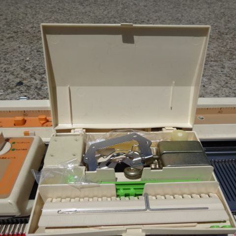 ブラザー パリエ 家庭用編み機 編み機 Palie BROTHER KH-871 昭和