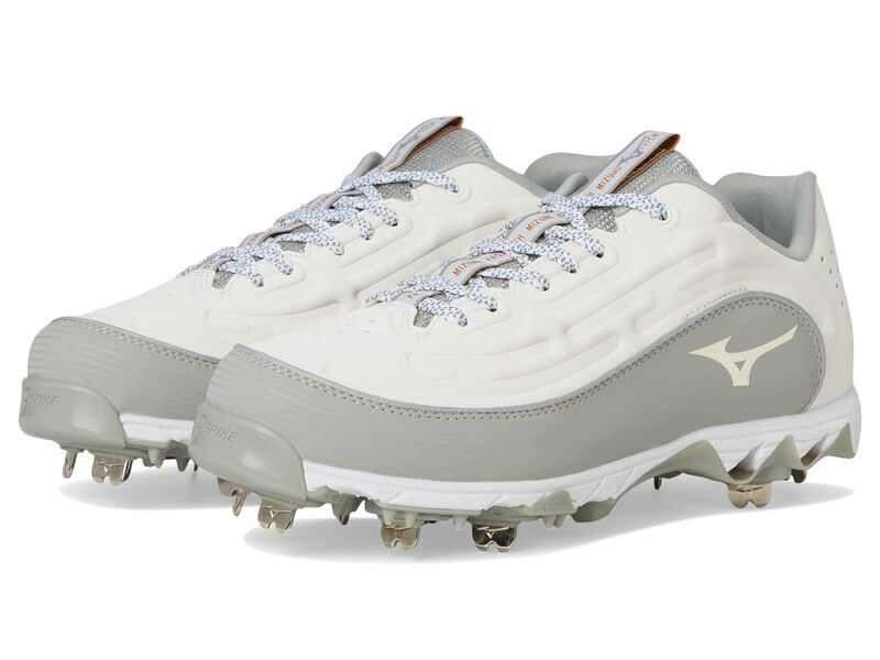 ミズノ レディース シューズ スニーカー Mizuno 9Spike Swift 8 Low Metal WhiteGrey ホワイト