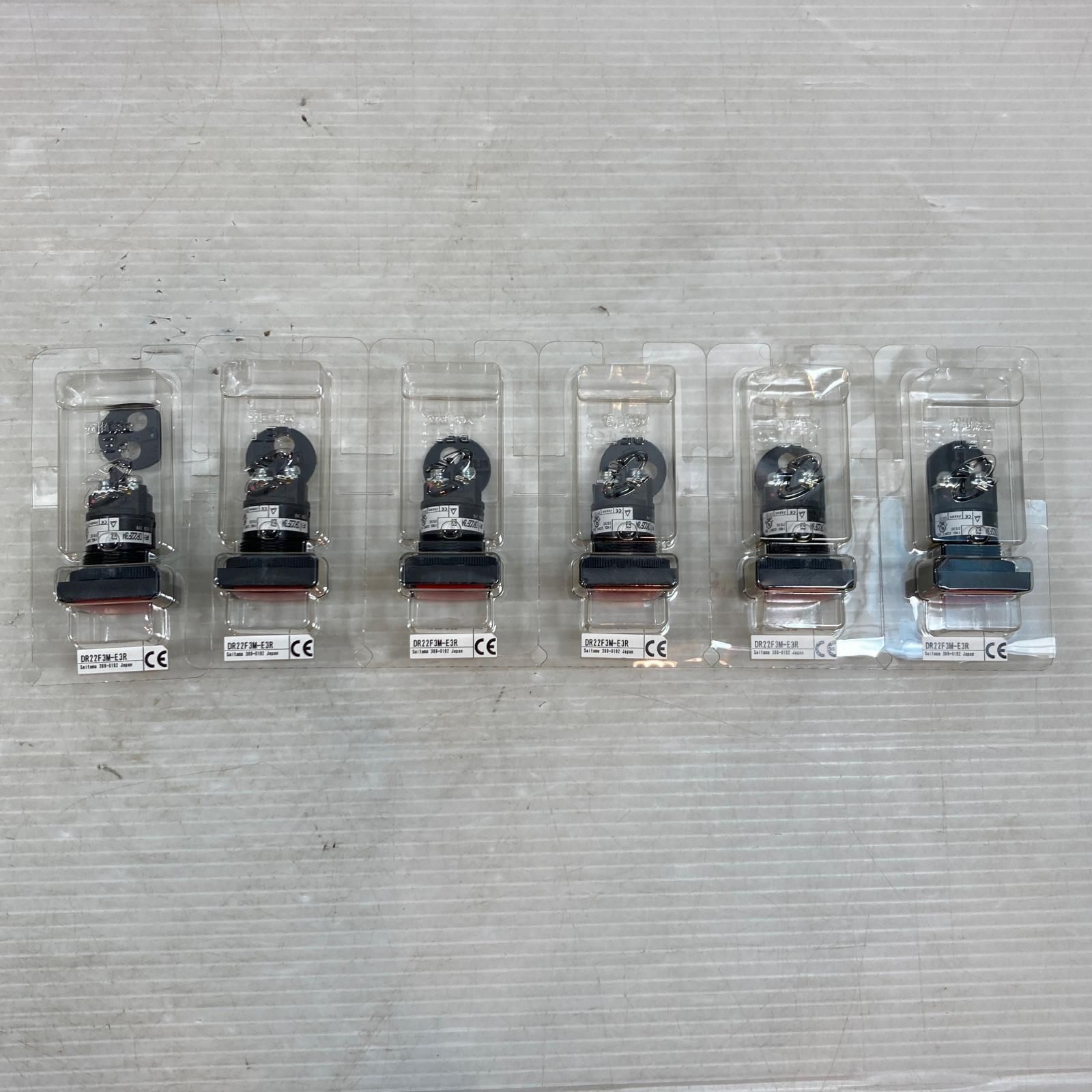 富士電機 工具関連用品 ボタン 6個 DR22F3Ｍ-E3R