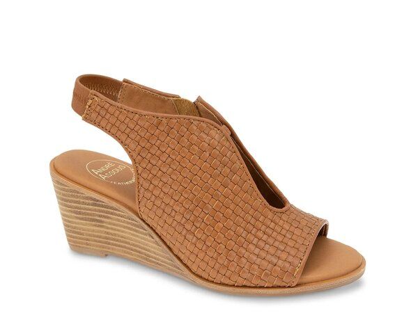 アンドレア アース レディース シューズ サンダル Andre Assous Belinda Wedge Sandal Cognac