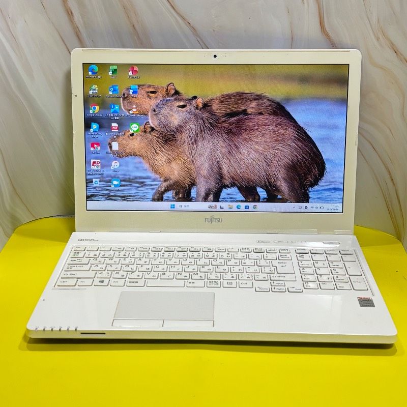 爆速Core i7✨富士通ノートPC 8GB/SSD Win11 - メルカリ