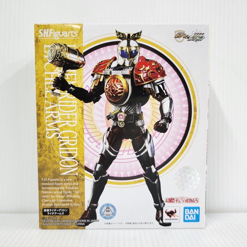 IZU【中古品】 バンダイ S.H.Figuarts 仮面ライダーゲンム ゴッド