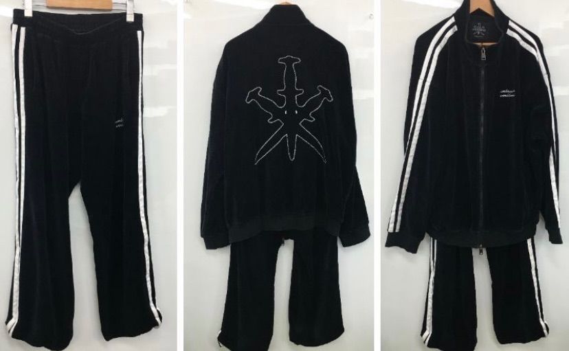 Unknown London アンノウンロンドン　バックロゴ　ベロア　セットアップ　トラックジャケット　トラックパンツ　ストリート　ブラック　服　（26267）