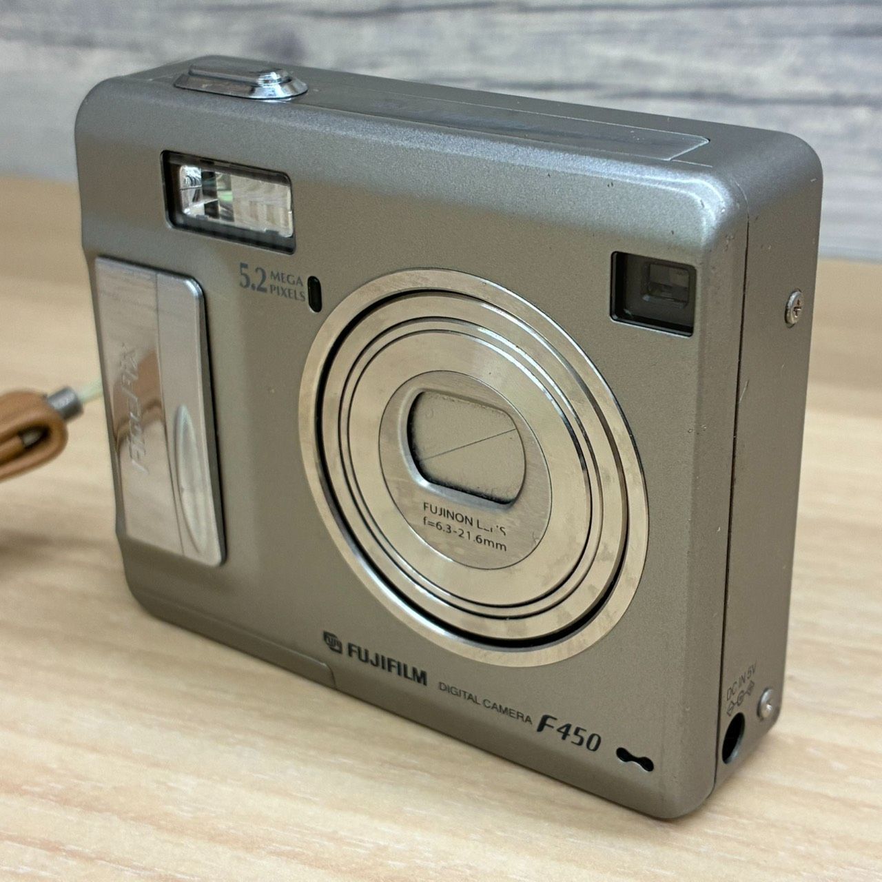 亘】FUJIFILM FinePix F450 フジフイルム ファインピクス デジカメ 