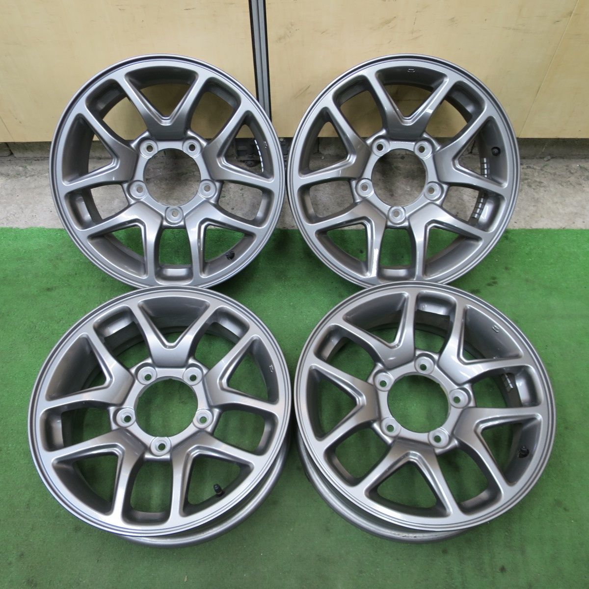 送料無料] キレイ☆スズキ JB64W ジムニー 純正 ホイール 16インチ 16 