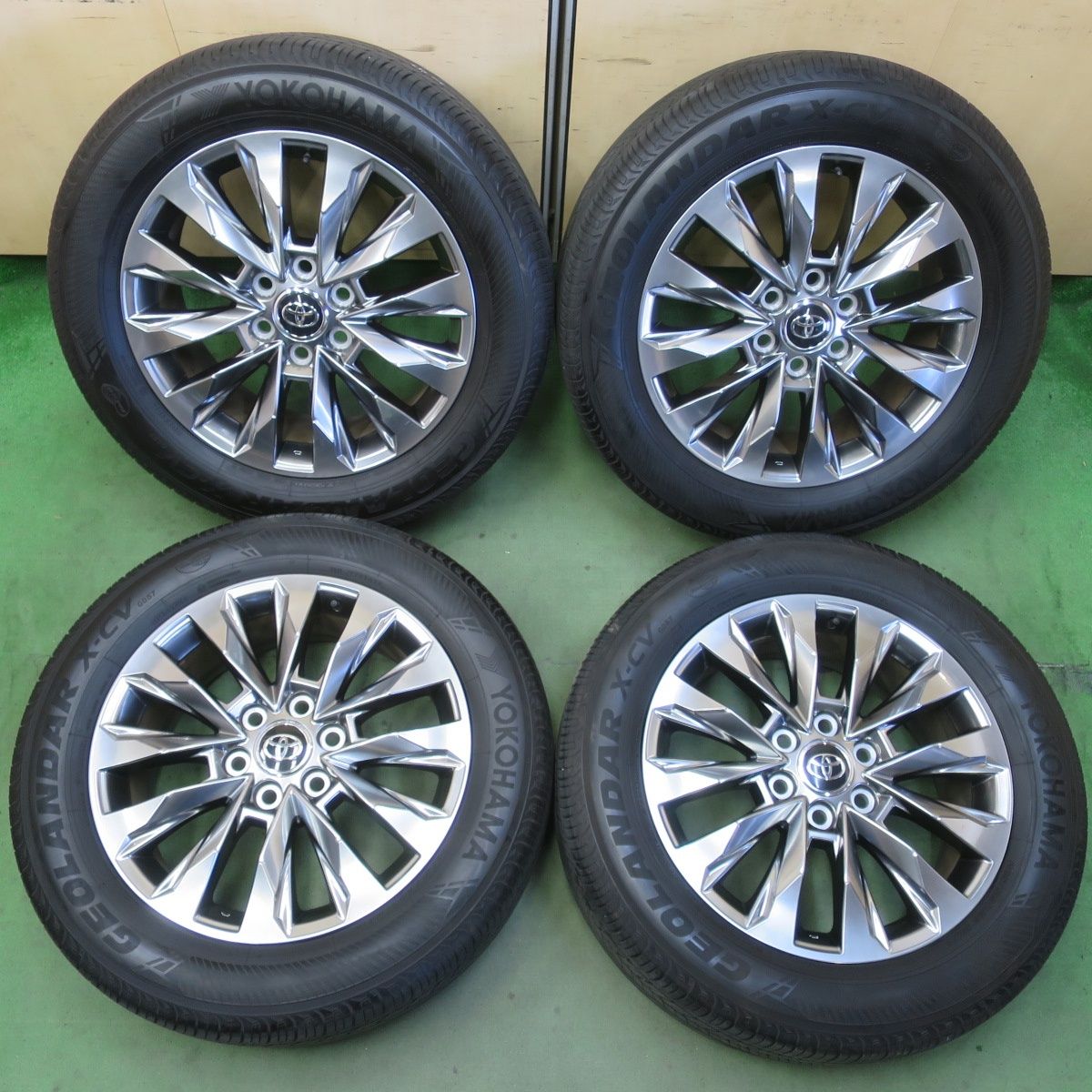 バリ溝！24年！キレイ！9.5分★トヨタ ランクル 300 ZX 純正 265/55R20 ヨコハマ ジオランダー X-CV G057 G057E 20インチ PCD139.7/6H★6051507イノ
