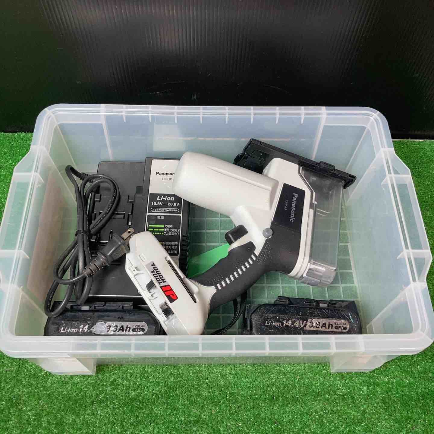 【中古】◇パナソニック(Panasonic) コードレス角穴カッター EZ4543LR1S-B 14.4Vバッテリー2個付き！【岩槻店】