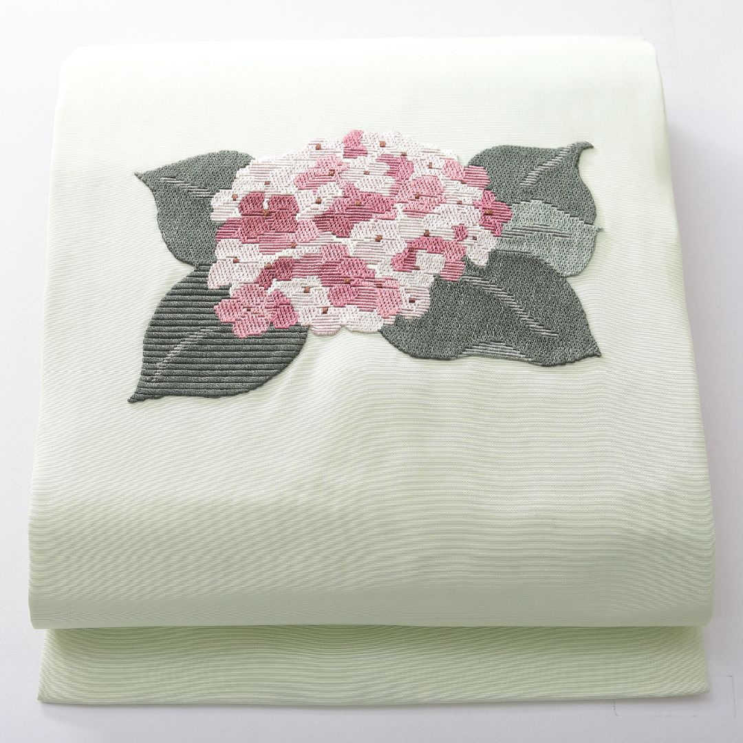 お買い得品！九寸名古屋帯 Cランク 帯丈378cm 正絹 ポイント柄 名古屋仕立て 織り インフォーマル 塩瀬 紫陽花 淡い緑系 RP 1245-03888
