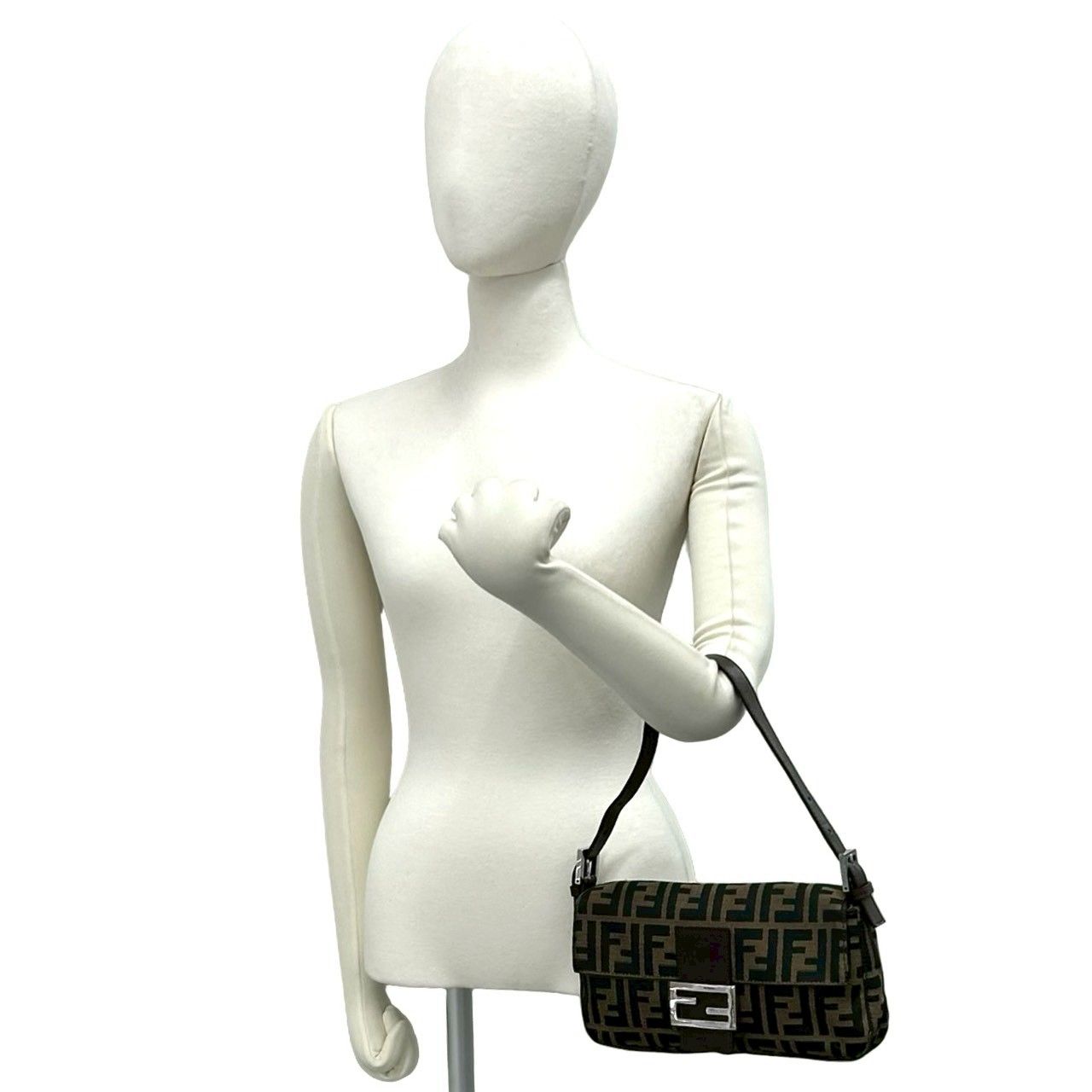 極 美品 FENDI フェンディ マンマバケット ズッカ FF ロゴ 柄