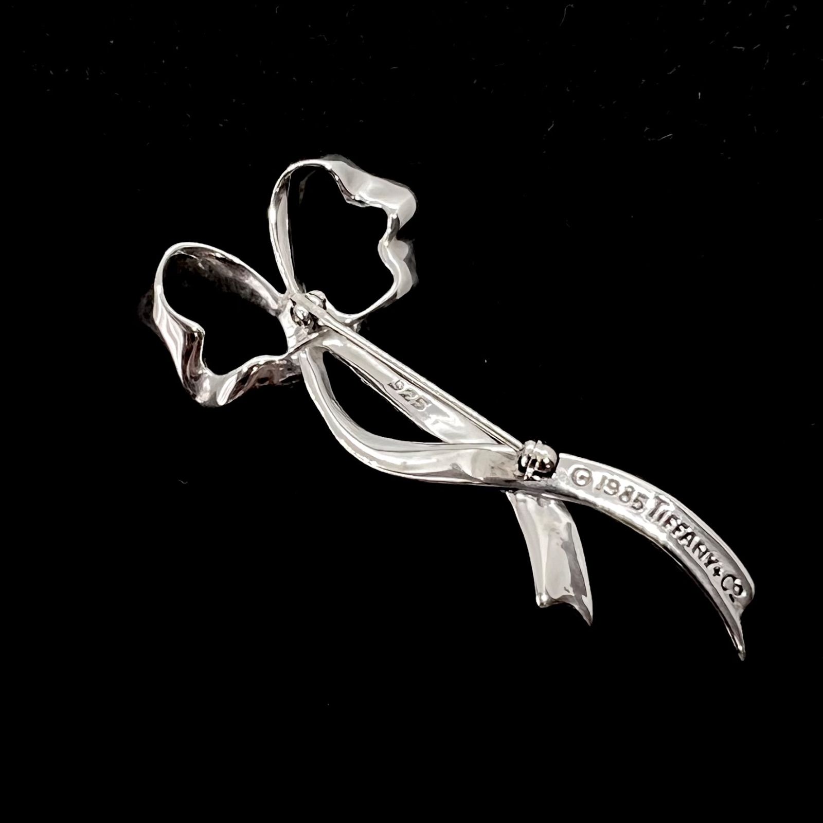 美品☆Tiffany&Co. ティファニー ブローチ リボン シルバー SV925