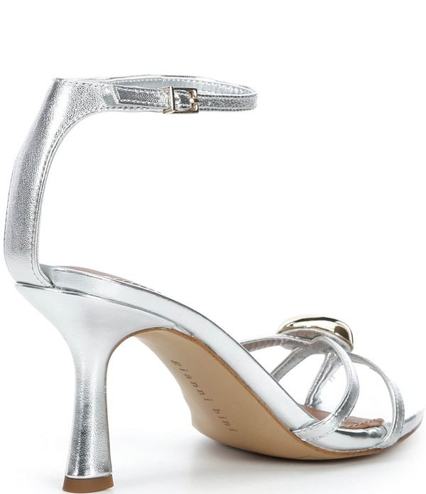 ジャンビニ レディース シューズ サンダル レザー Gianni Bini Phoenix Leather Strappy Gold Ornament Dressandalsilver シルバー