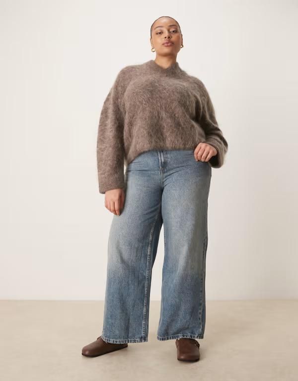 エイソス レディース ボトムス デニムパンツ ワイドレッグ ヴィンテージ ジーンズ ASOS Curve ASOS DESIGN Curve high waisted wide leg jeans with cinch in vintage wash VINT