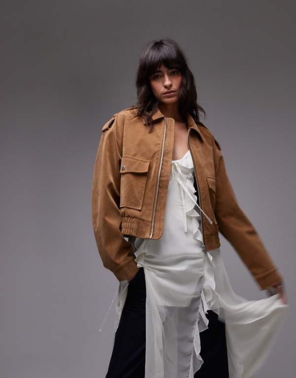 トップショップ レディース アウター ジャケット・ブルゾン スエード クロップド ジャケット Topshop cropped faux suede bomber jacket with snap details in camel camel キャメル