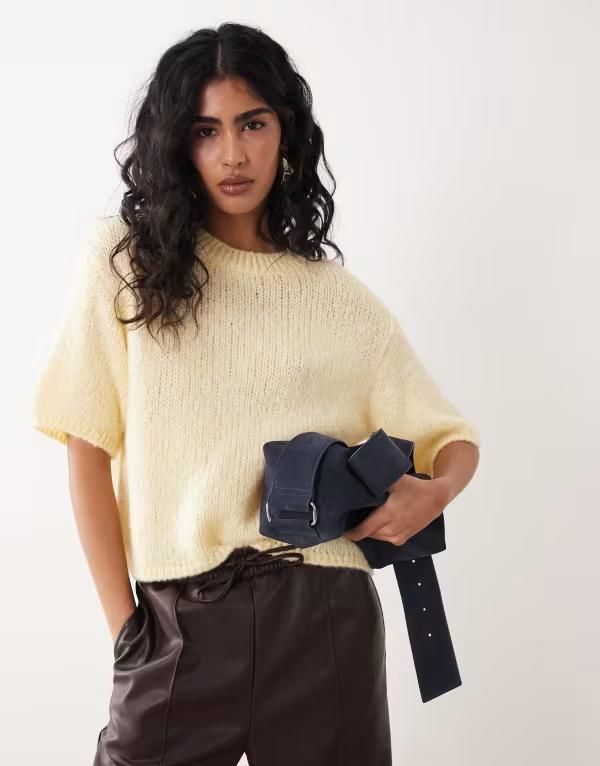 ジェイディーワイ レディース アウター ニット・セーター JDY short sleeve knit sweater in pastel yellow Pastel Yellow イエロー