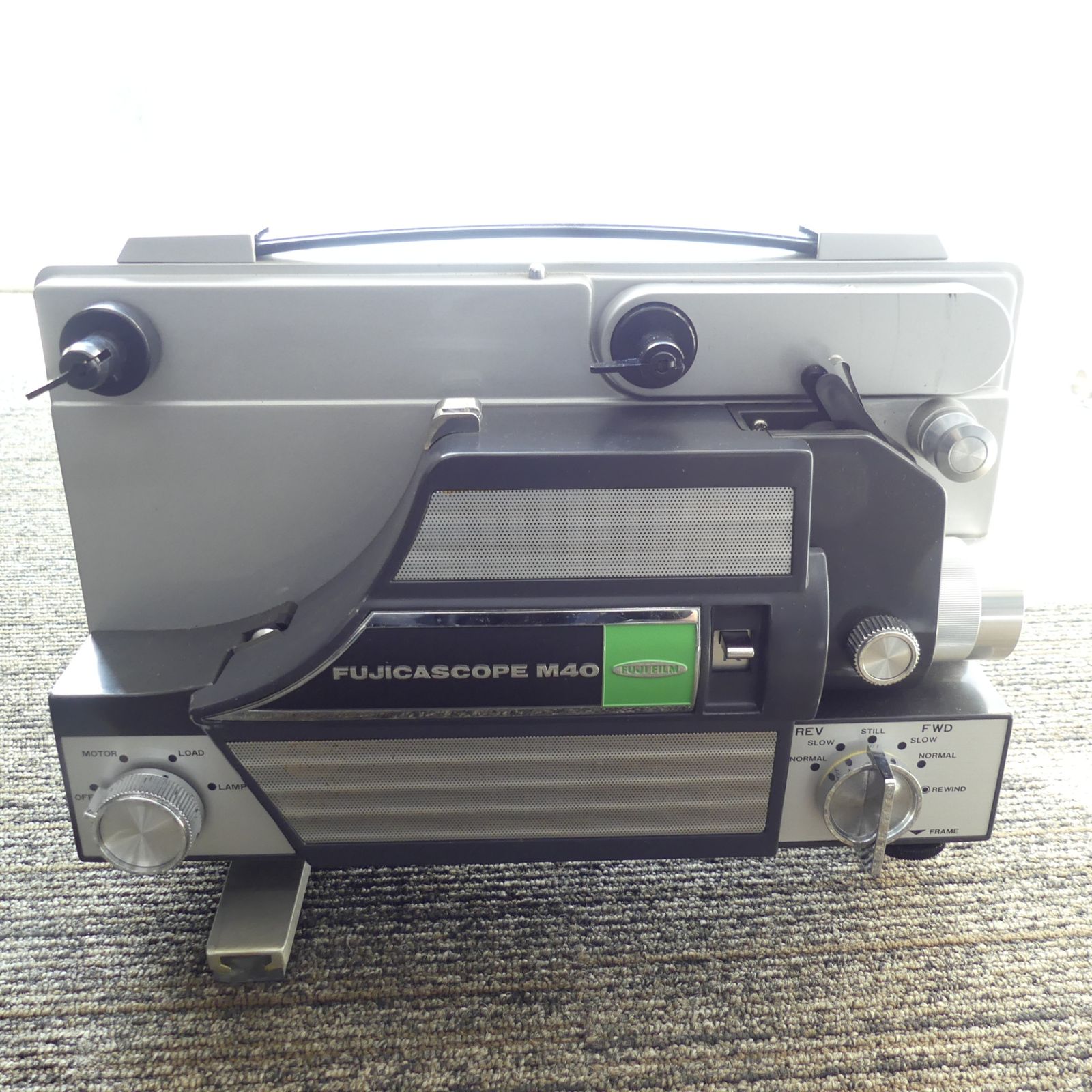 1円～】富士フイルム FUJICASCORP M40 8ミリ映写機 現状品 8ミリ