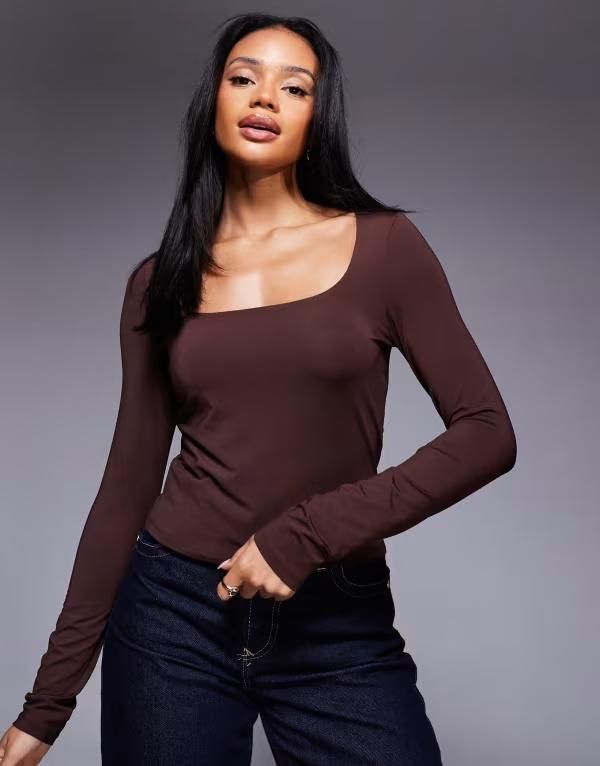 エイソス レディース トップス Tシャツ ASOS DESIGN double layer long sleeve wide square neck top in chocolate チョコレート