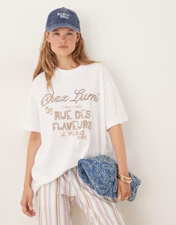 エイソス レディース トップス Tシャツ グラフィック ASOS DESIGN oversized Tshirt with chez lumi graphic WHITE ホワイト