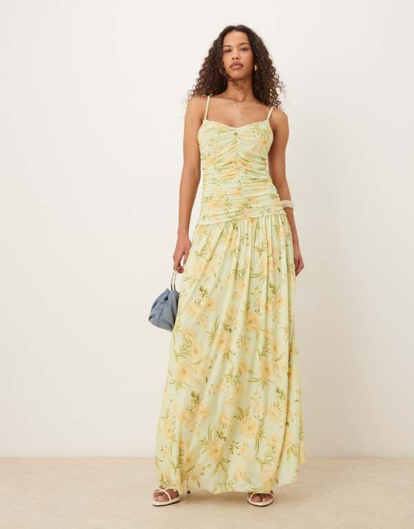 ヴィラ レディース トップス ワンピース マキシワンピース フラワー柄 プリント ギャザー メッシュ マキシ フラワー Vila ruched mesh maxi dress in yellow floral print Margarita All Over 15,036円