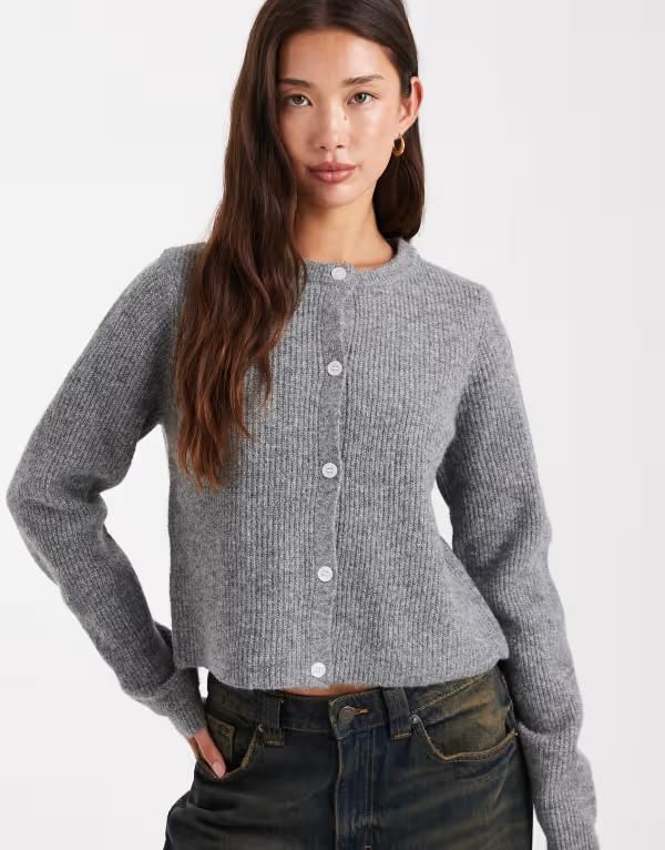 ピーシーズ レディース アウター カーディガン ニット Pieces soft knit long sleeve cardigan in medium gray melange Medium gray melange グレー