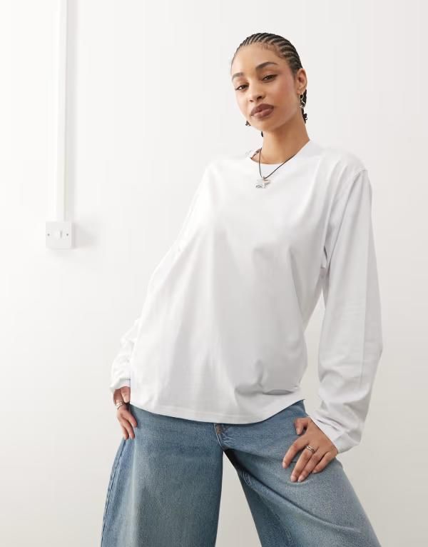 ウィークデイ レディース トップス Tシャツ Weekday oversized boxy fit long sleeve tshirt White ホワイト
