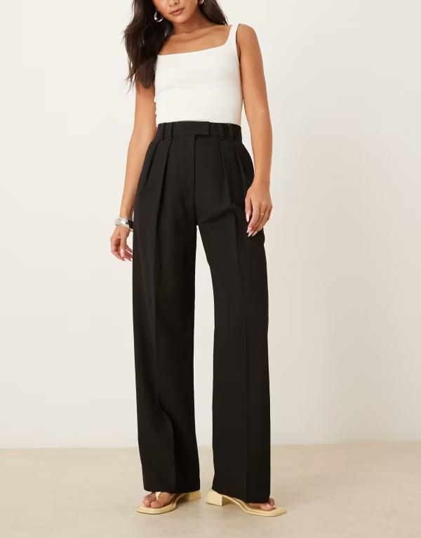 エイソス レディース ボトムス カジュアルパンツ ワイドレッグ ASOS DESIGN tailored wide leg pants with pleat detail black ブラック