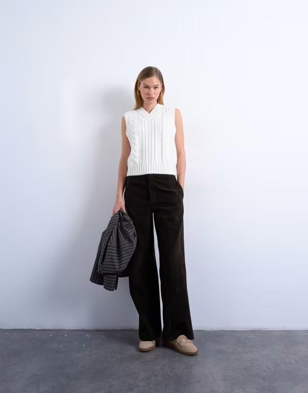 トップショップ レディース トップス ベスト Vネック ニット Topshop knit cable v neck vest Ivory アイボリー