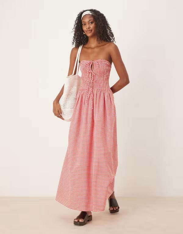 エイソス レディース トップス ワンピース タイディテール ギンガムチェック プリント マキシ ギンガム ASOS DESIGN bandeau maxi dress with shirred bodice and tie detail gingham pri