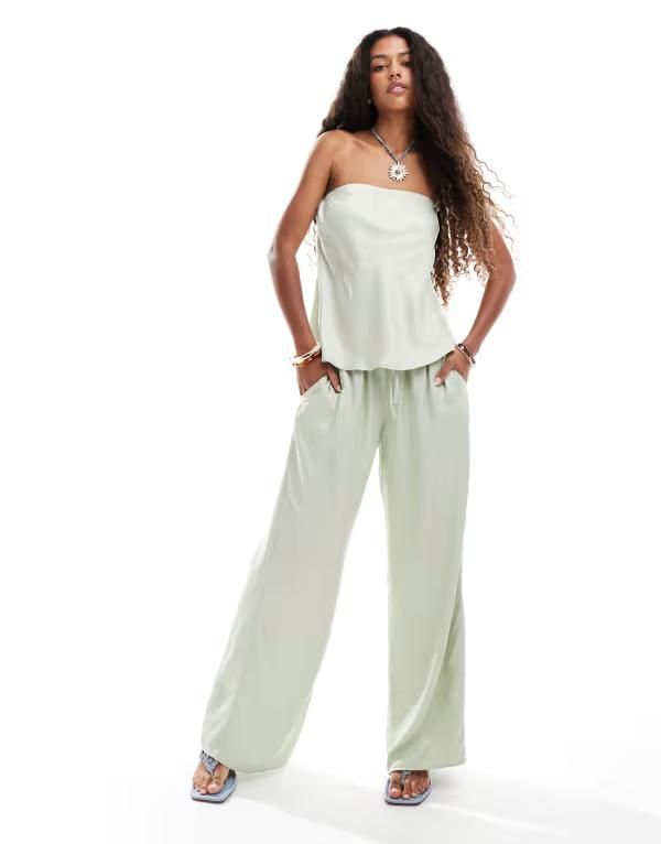 エイソス レディース ボトムス カジュアルパンツ ワイドレッグ サテン ASOS DESIGN satin wide leg pull on pants in sage part of a set Sage Green グリーン