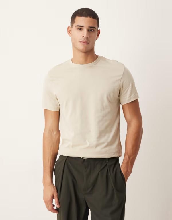 エイソス メンズ トップス Tシャツ クルーネック コットン ASOS DESIGN Premium SUPIMA Cotton crew neck tshirt in stone Pelican ストーン