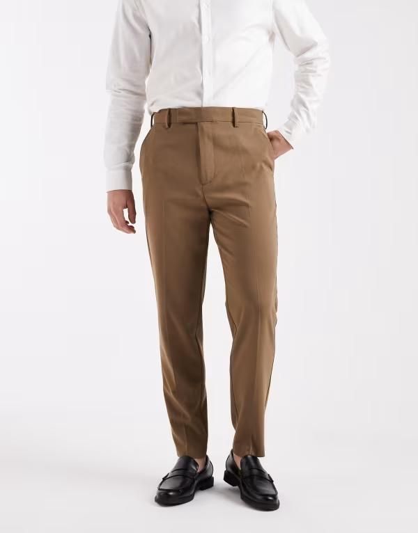 エイソス メンズ ボトムス カジュアルパンツ ASOS DESIGN taperedress pants in warm brown ブラウン