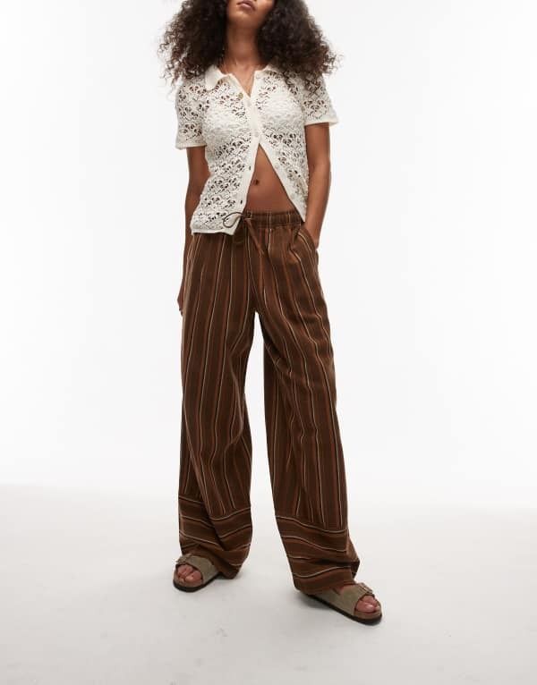 トップショップ レディース ボトムス カジュアルパンツ ストレート パンツ リネン Topshop Linen brown stripe deep cuff straight leg pants brown ブラウン