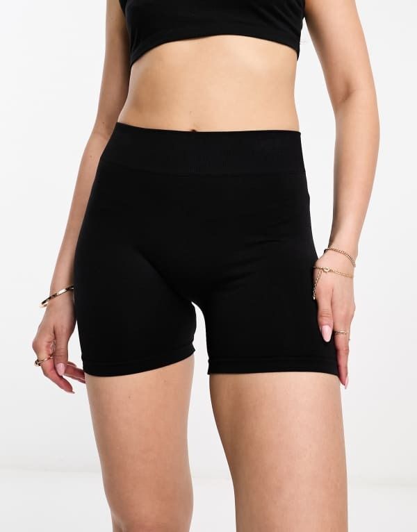 ヴェロモーダ レディース ボトムス ハーフパンツ・ショーツ レギンス Vero Moda shapewear short leggings Black ブラック