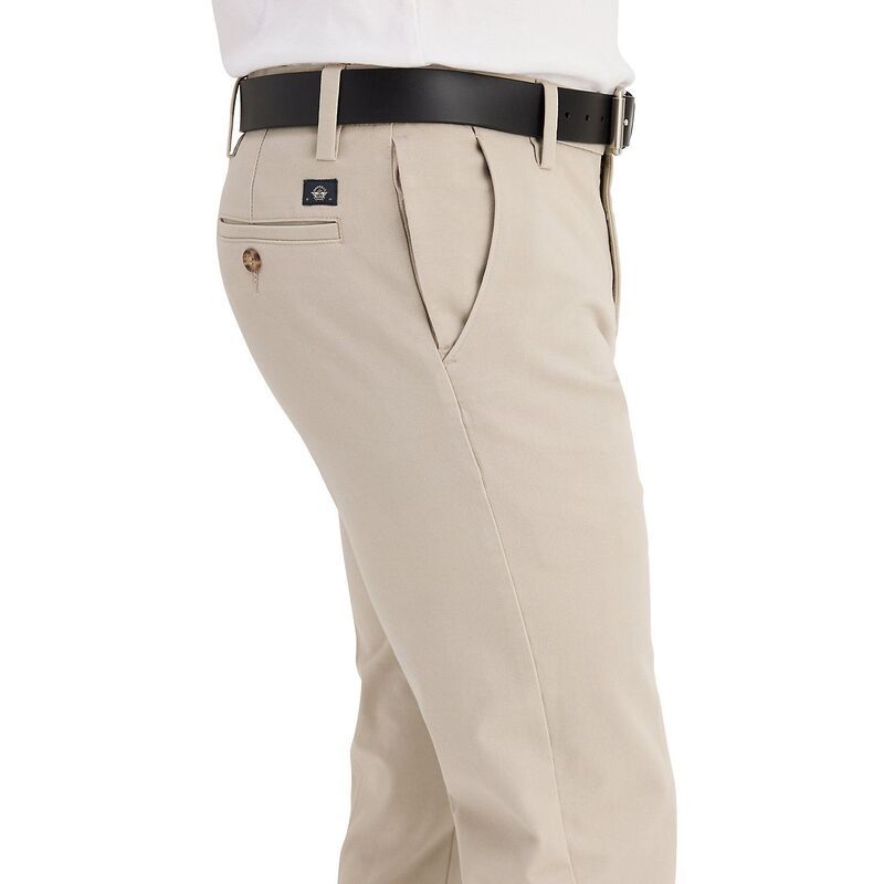 ドッカーズ メンズ ボトムス カジュアルパンツ Mens Dockers Workday SlimFit Smart 360 FLEX Khaki Pantsafari Beige ベージュ