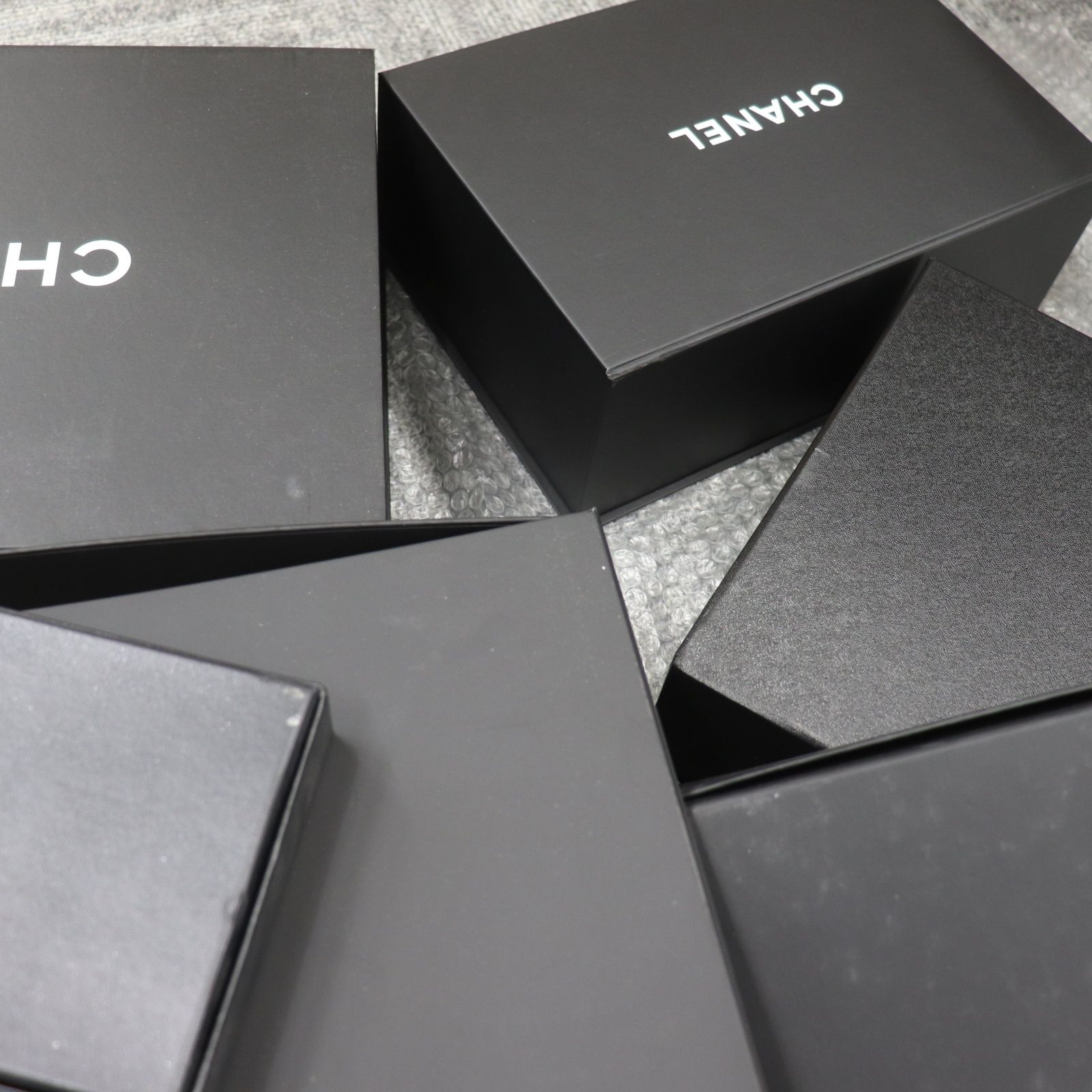 IT4MG7L15VTW CHANEL シャネル BOX 純正 紙袋 ブラック ホワイト 空き