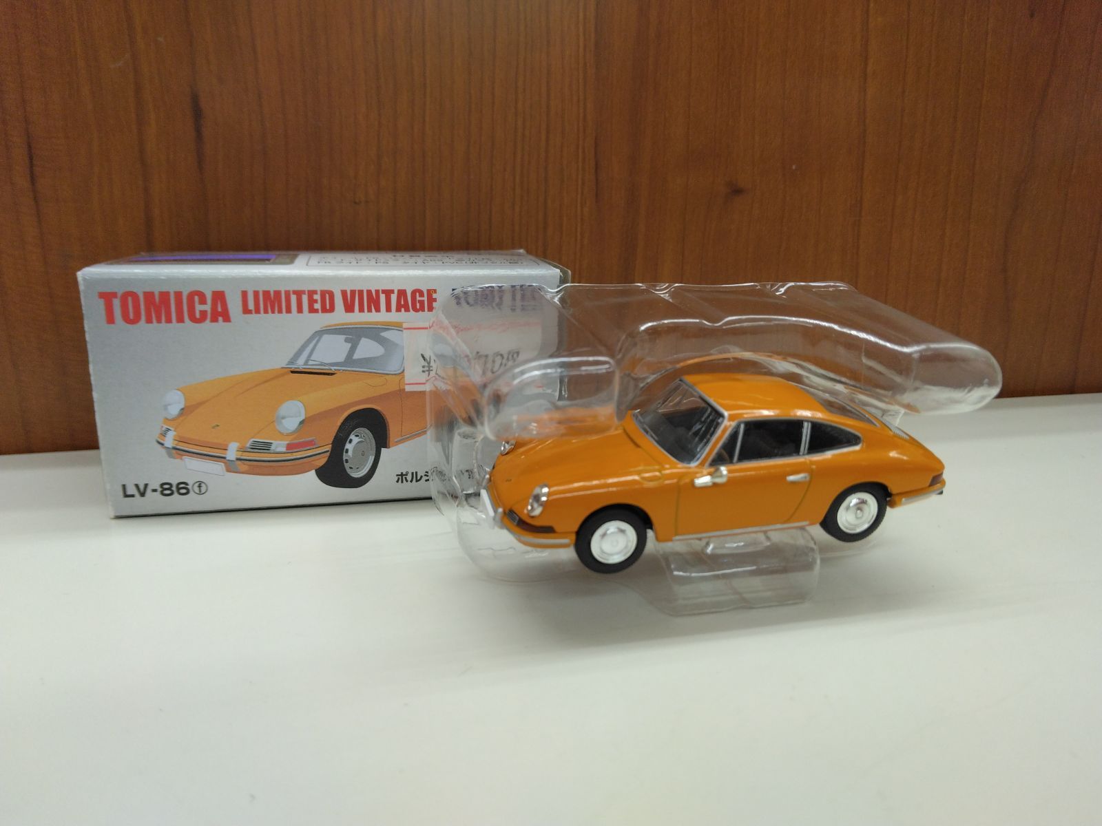 1/64 LV-86f ポルシェ911(イエロー) 「トミカリミテッドヴィンテージ