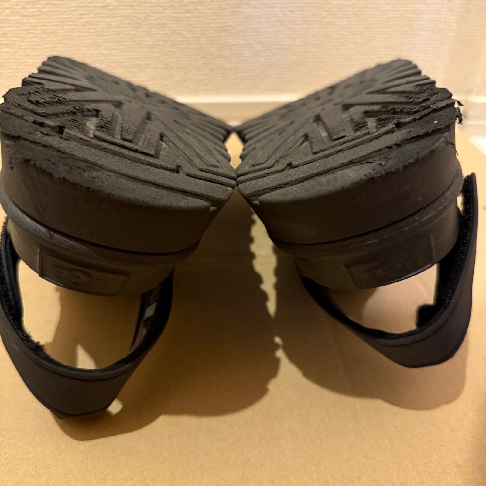 お値引き可能！】UGG GOLDENGLOW BLACK アグ ゴールデングロウ