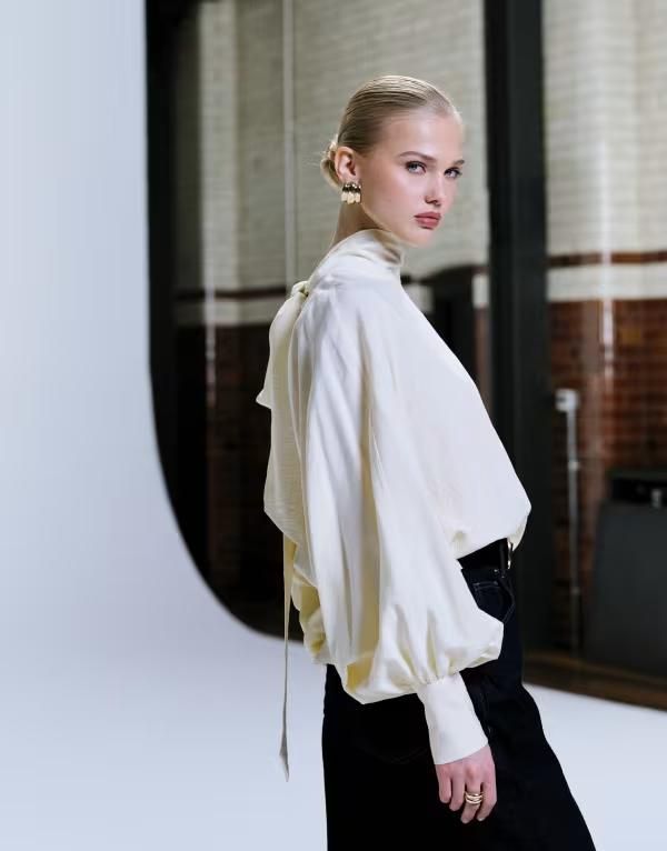 エイソス レディース トップス Tシャツ タイディテール ブラウス ASOS DESIGN textured tie detail smock blouse in cream Ecru エクリュ