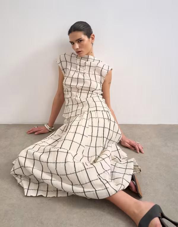 トップショップ レディース トップス シャツ ノースリーブ Topshop sleeveless pintuck crinkle top in windowpane check multi マルチカラー