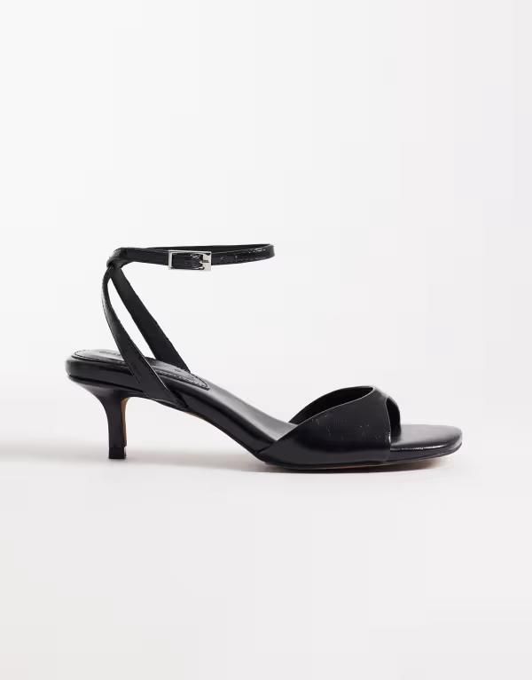 エイソス レディース シューズ サンダル ヒール ASOS DESIGN Heartfelt barely there kitten heel sandals Black ブラック